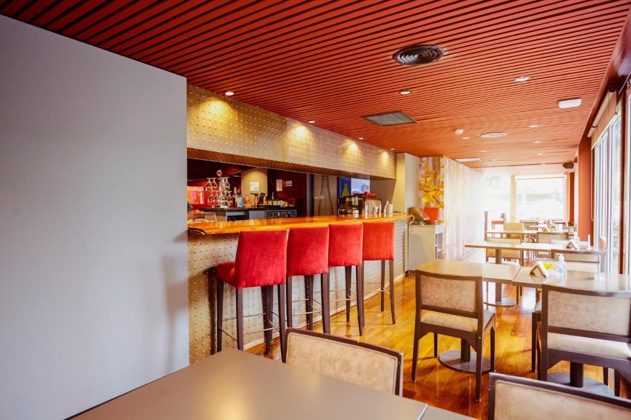 Grand Brizo Comahue Hotell Neuquén Exteriör bild