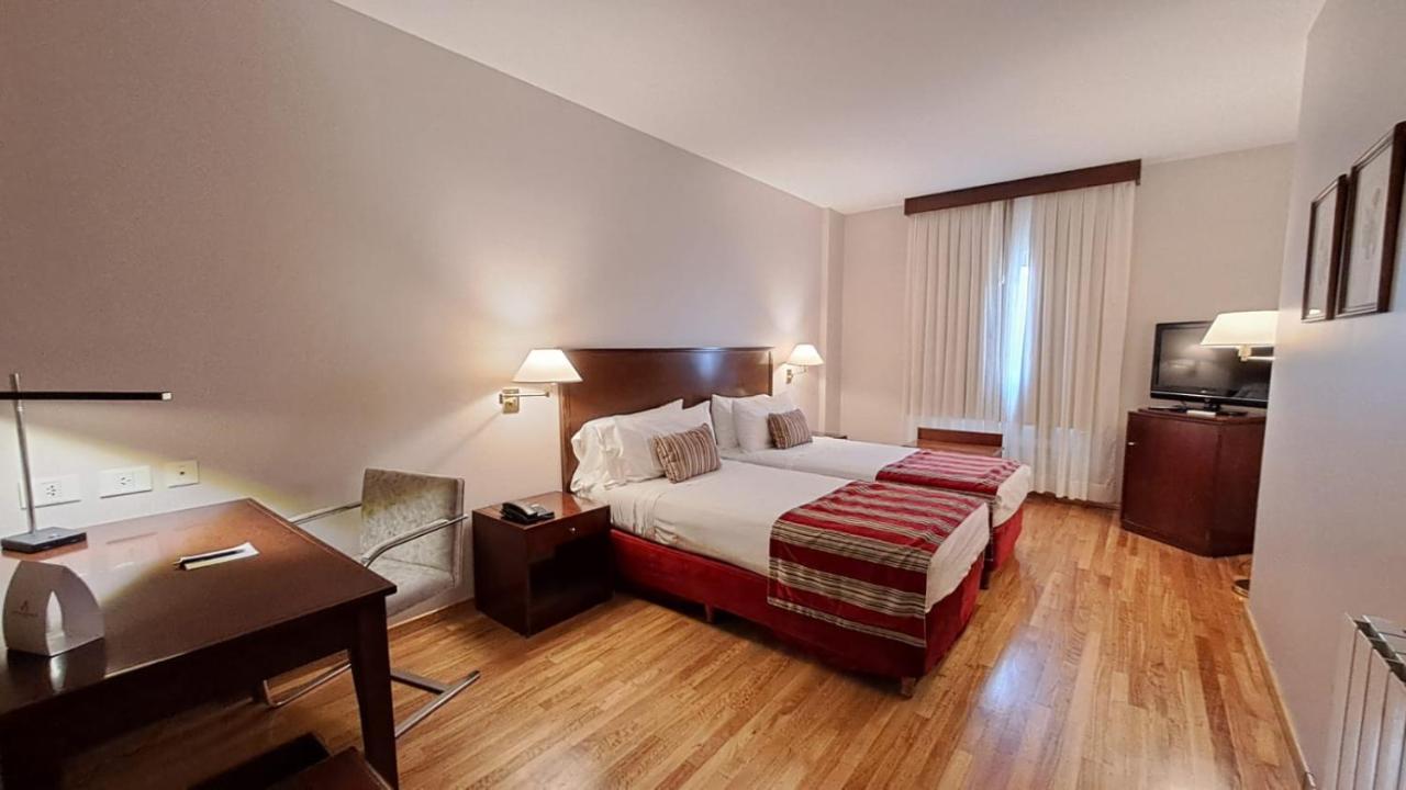 Grand Brizo Comahue Hotell Neuquén Exteriör bild