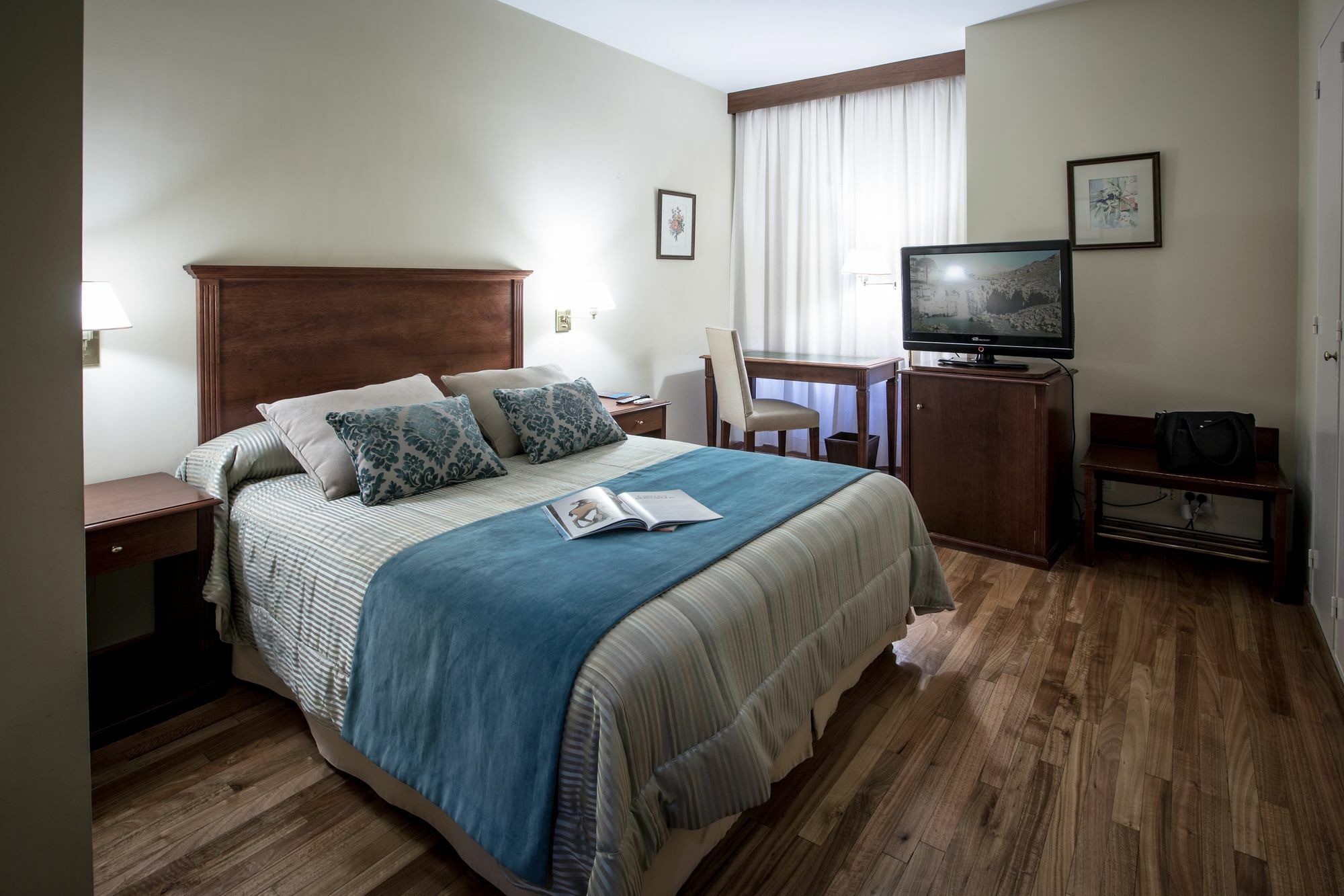 Grand Brizo Comahue Hotell Neuquén Exteriör bild